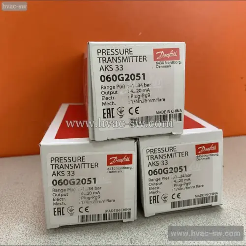 Danfoss AKS33 060G2051 pressure sensor in operation