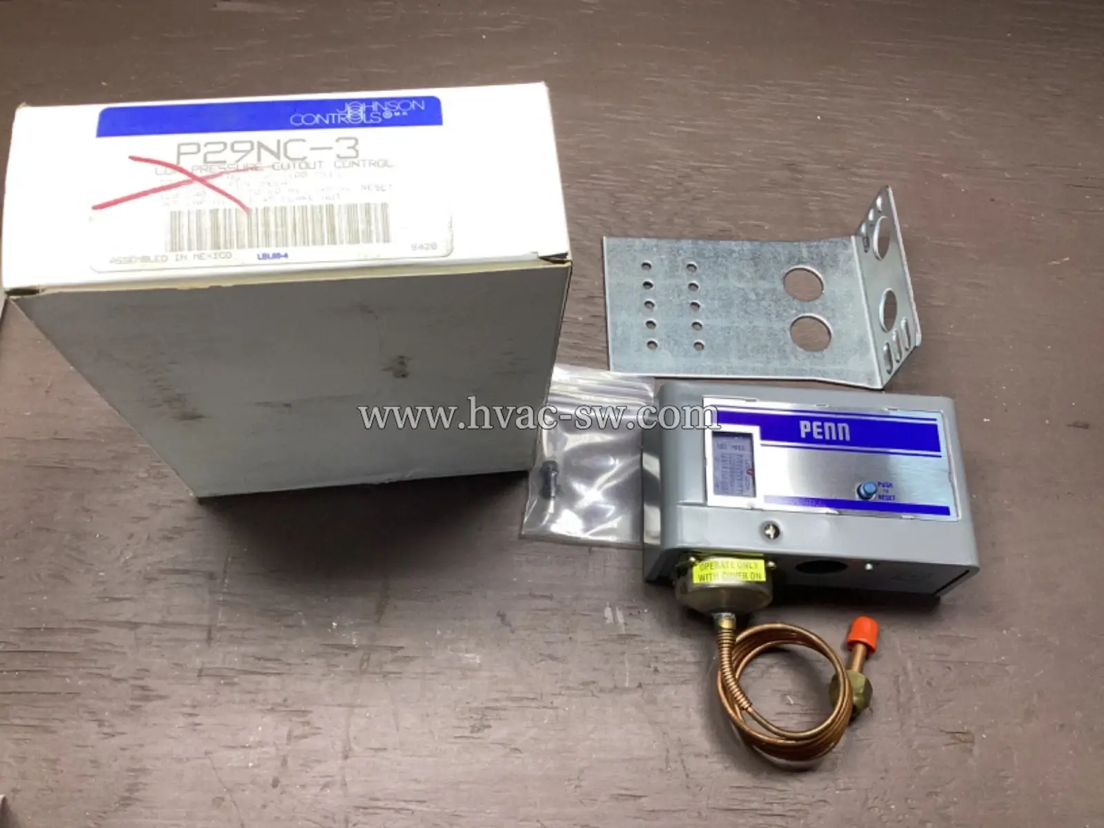 Johnson Controls P29NC-3 P29 Series Low Pressure Cutout Control -picture-1