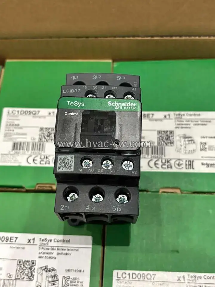 Schneider LC1D32E7 32A 3-Pole AC Contactor -picture-3