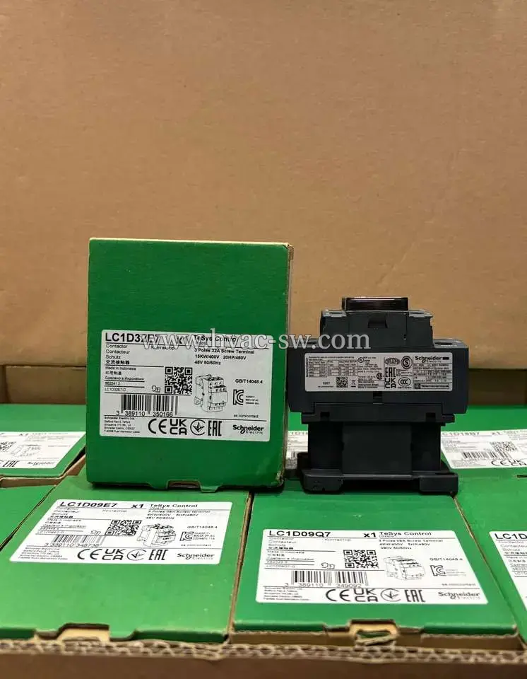 Schneider LC1D32E7 32A 3-Pole AC Contactor -picture-1