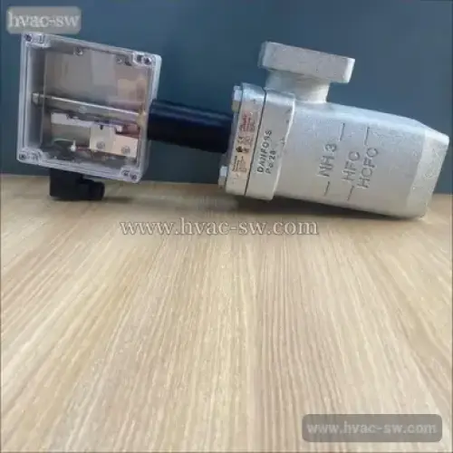 Danfoss 148H3194 AKS38 Float Level Switch