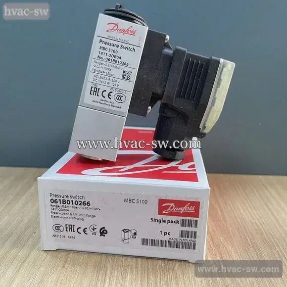Danfoss MBC5100 061B010266 pressure switch with box