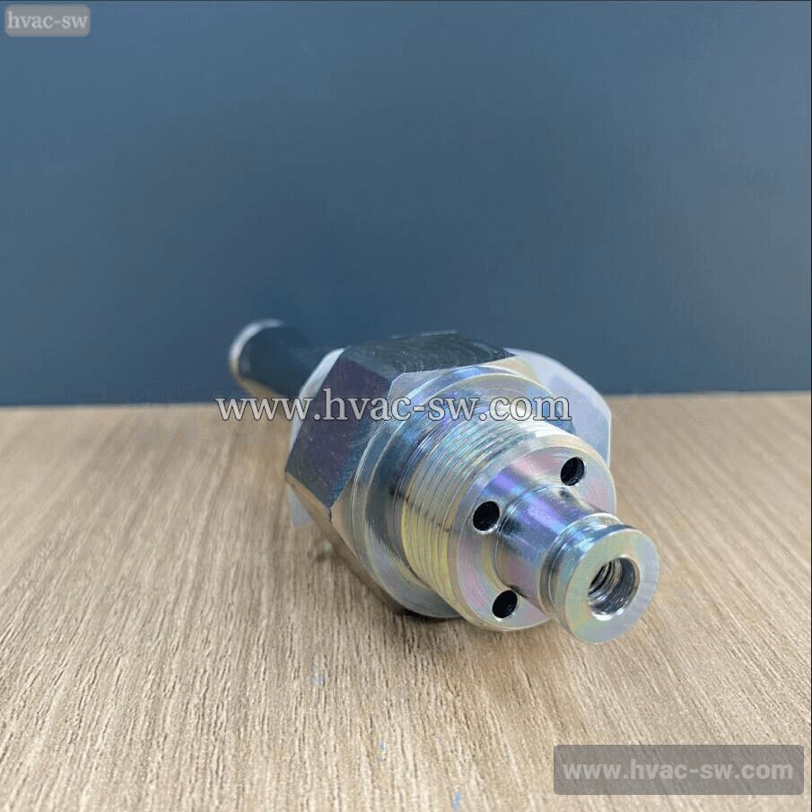 Danfoss 027B1120 Solenoid Pilot Valve New -picture-1