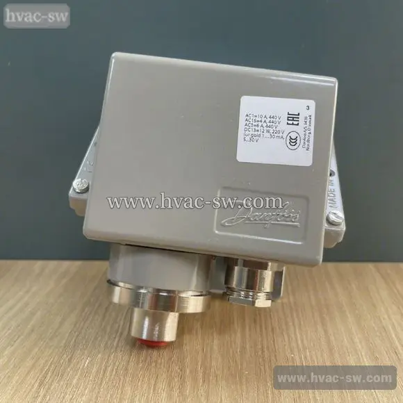 Danfoss 084G2111 EMP2 Marine Certification Pressure Transmitter Pressure Sensor -picture-1