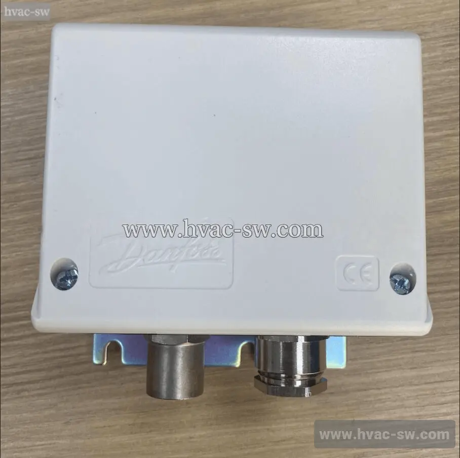 KP36 Danfoss pressure switch for refrigeration systems