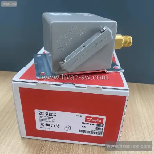 Danfoss KPS37 060-310166 Pressure Switch Close-Up