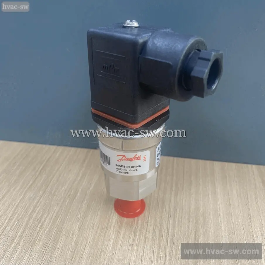 Danfoss 060G2049 Pressure Sensor AKS 33 -picture-2