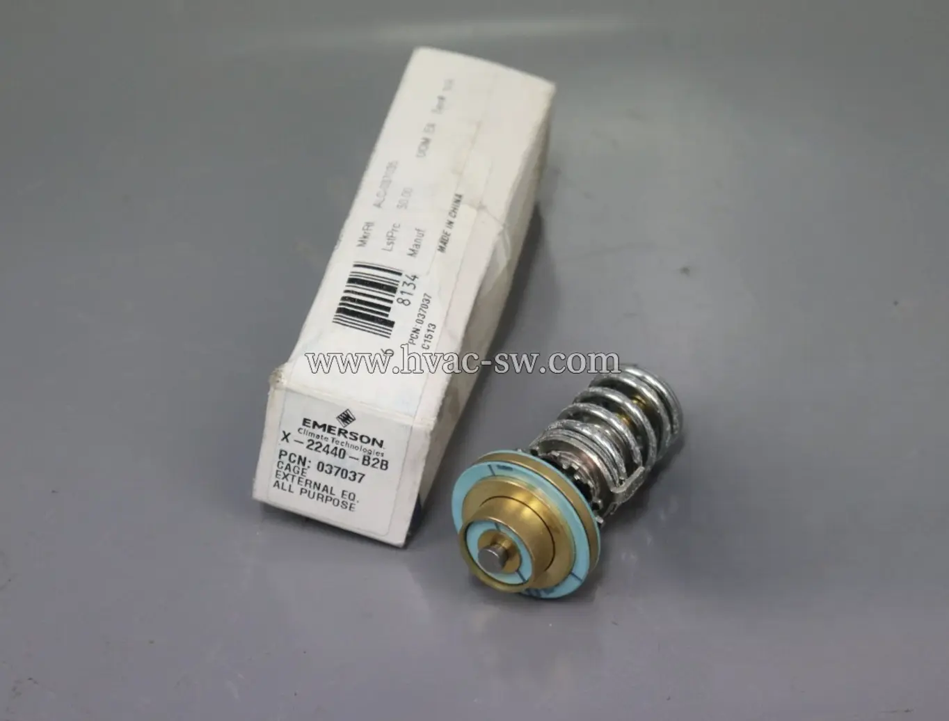 Emerson X-22440-B2B 037037 Valve Core Side Profile