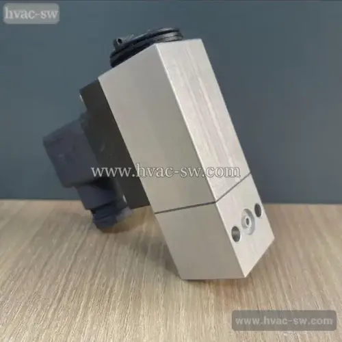 Danfoss MBC5180 Compact Pressure Switch Controller